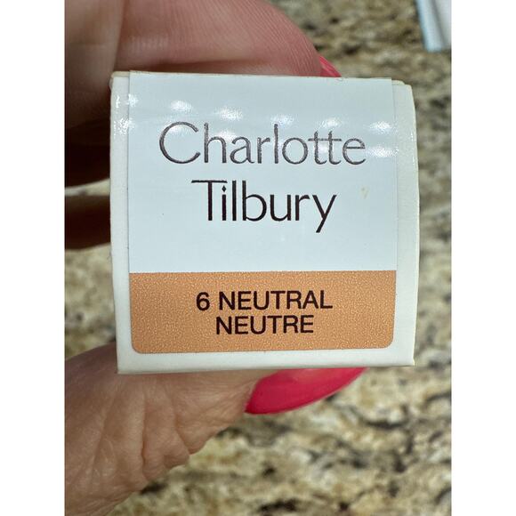 Charlotte Tilbury 6 neutral New liquid beautiful skin foundation med coverage - Picture 2 of 2